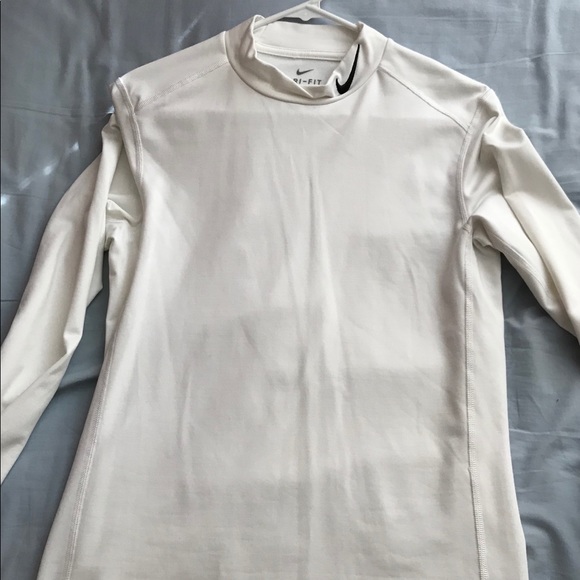 nike muscle shirt long sleeve